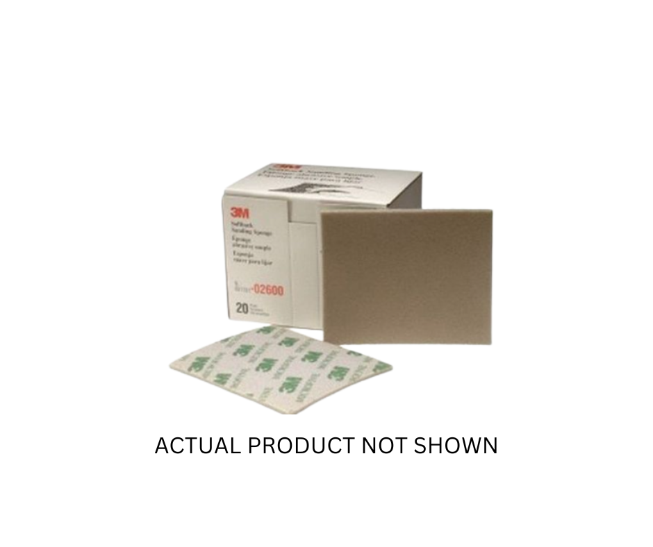 3M 2600 Microfine softback sanding sponge, 114 mm x 139 mm, designed with flexible foam backing and aluminum oxide abrasive for sanding hard-to-reach automotive areas